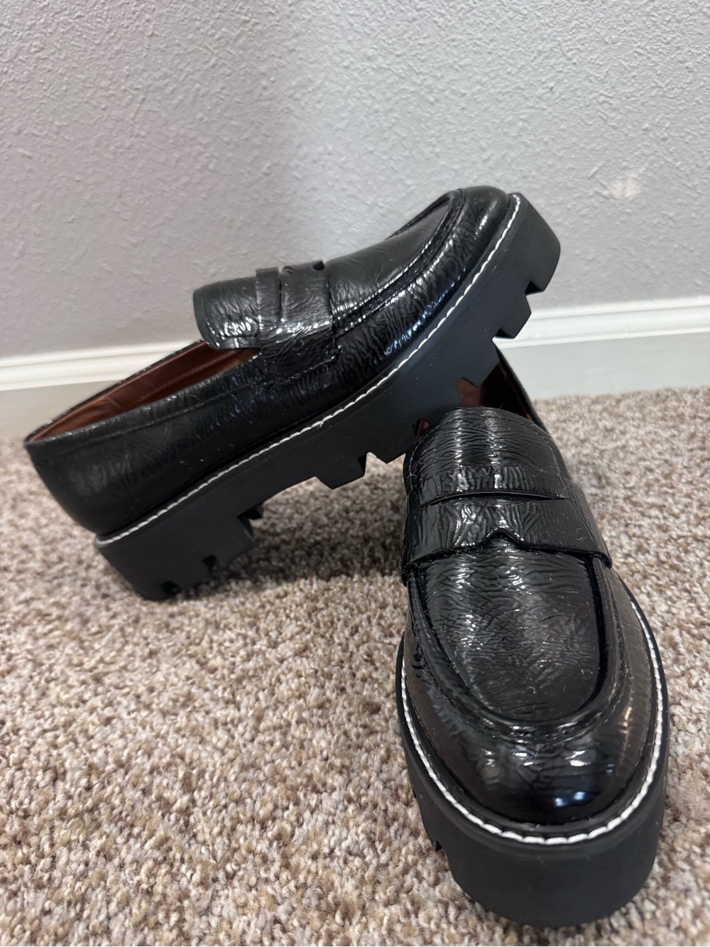 Women’s Franco Sarto Black Leather Lug Sole Penny Loafers Sz 7.5